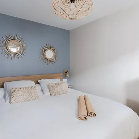 Apartment Central Appartement With Terrace And Free Parking
